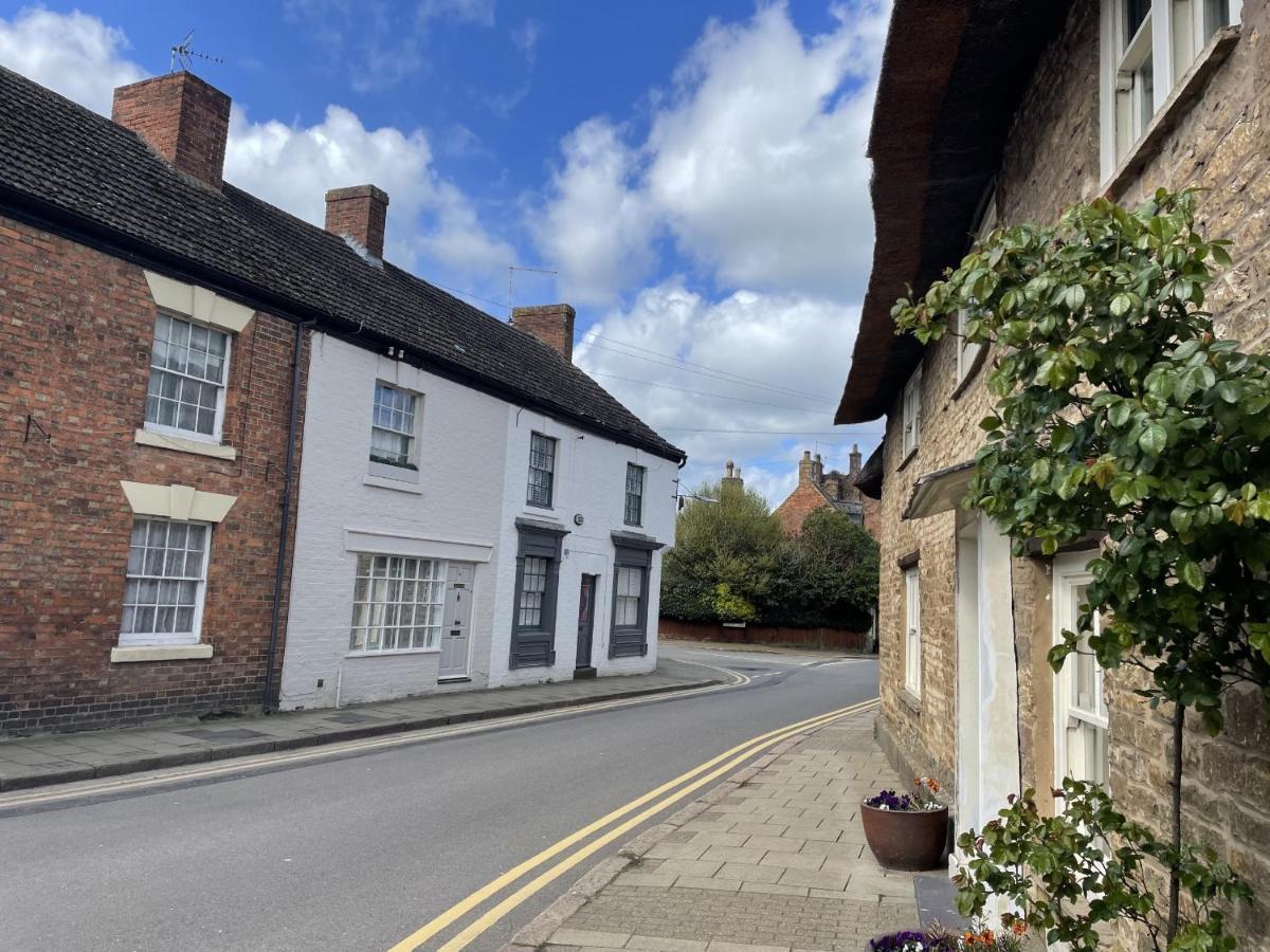 The Limes - Beautiful Townhouse In Oakham Lejlighed Eksteriør billede
